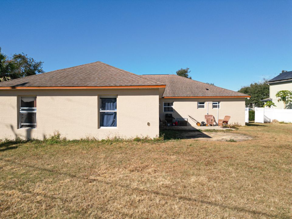 For Sale: $330,000 (4 beds, 2 baths, 2128 Square Feet)