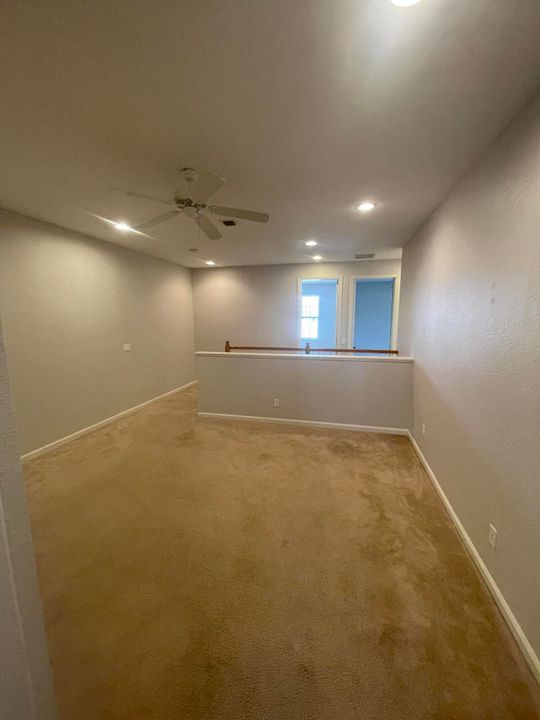 For Rent: $2,400 (3 beds, 2 baths, 2123 Square Feet)