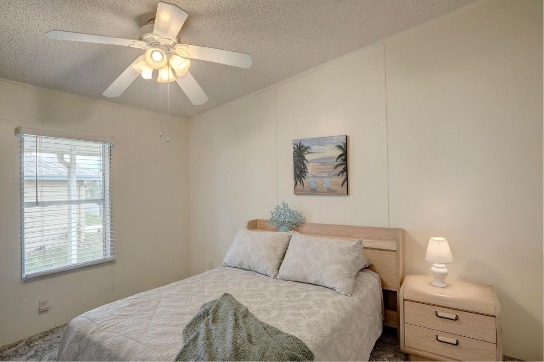 For Sale: $219,900 (2 beds, 2 baths, 1458 Square Feet)