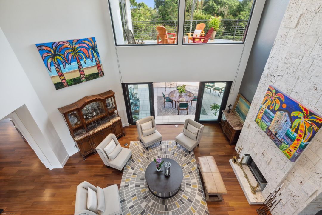 For Sale: $3,095,000 (5 beds, 5 baths, 5737 Square Feet)