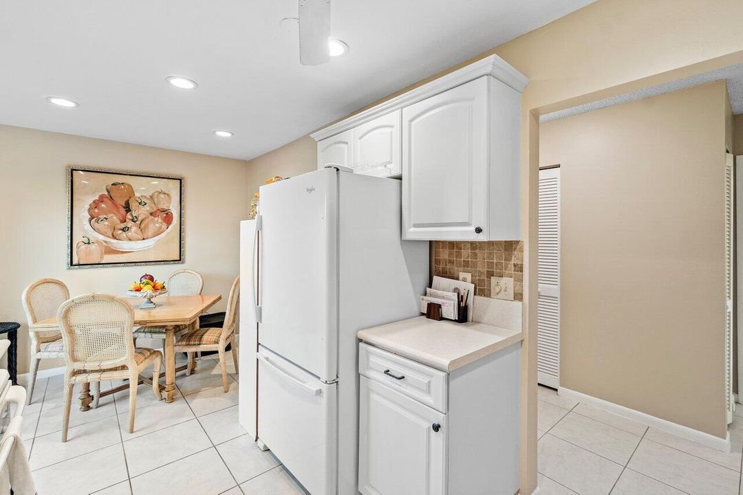 For Sale: $139,000 (2 beds, 2 baths, 1671 Square Feet)