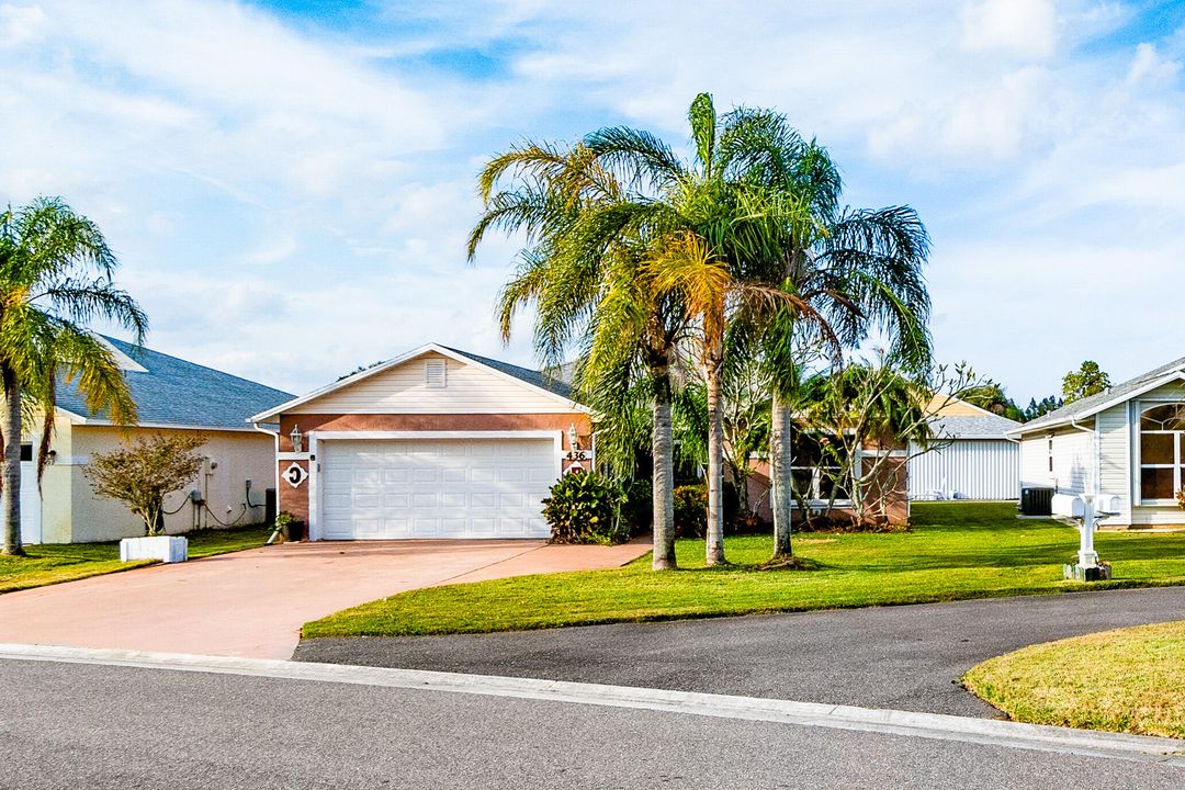 For Sale: $270,000 (3 beds, 2 baths, 1658 Square Feet)