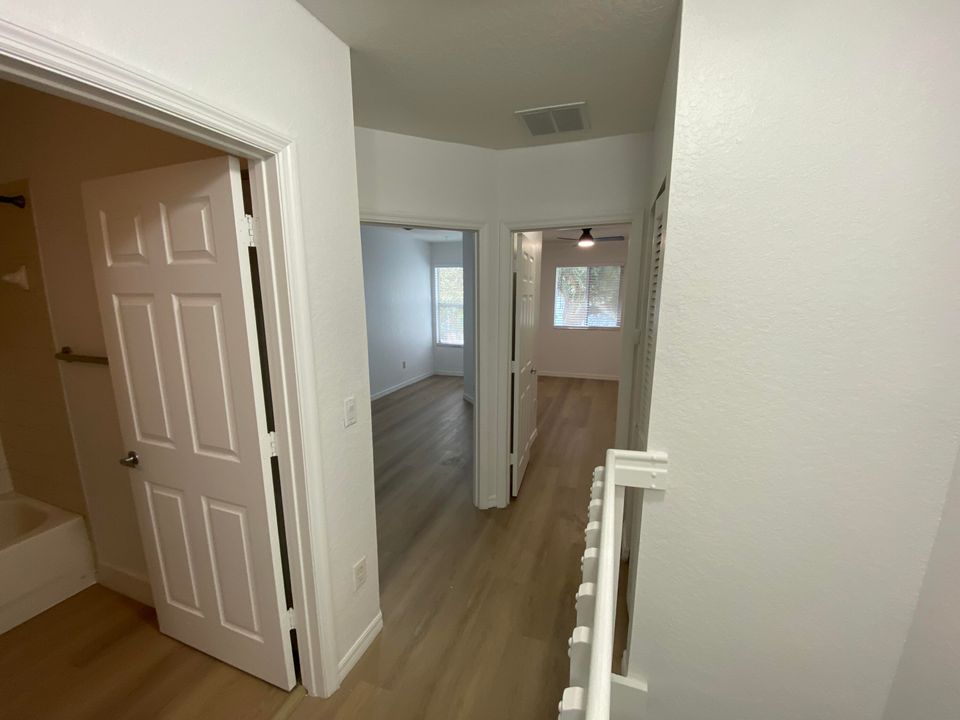 For Rent: $2,500 (3 beds, 2 baths, 1318 Square Feet)