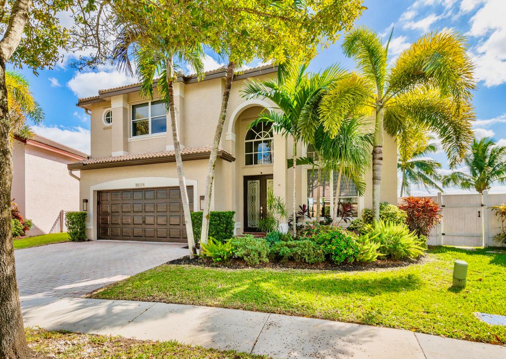 For Sale: $1,000,000 (4 beds, 3 baths, 3029 Square Feet)