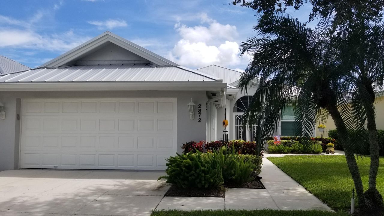 For Sale: $599,900 (3 beds, 2 baths, 1952 Square Feet)