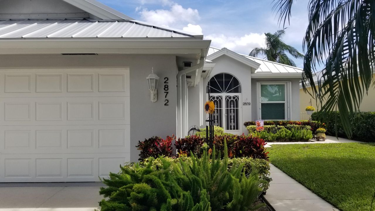 For Sale: $599,900 (3 beds, 2 baths, 1952 Square Feet)