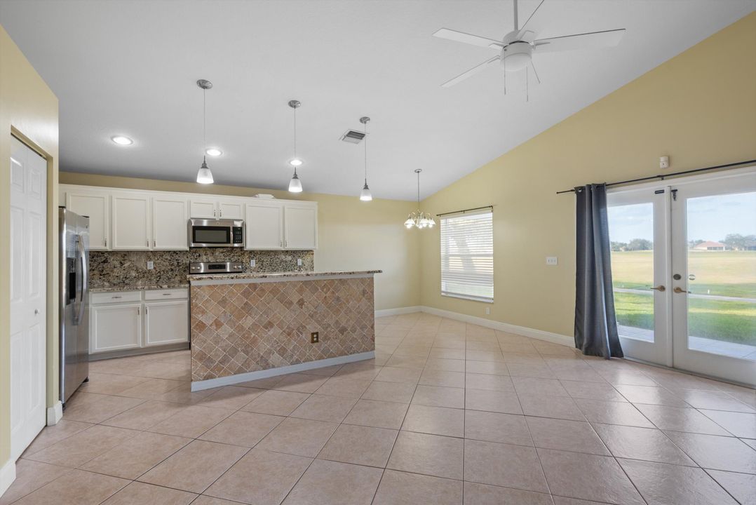 For Sale: $399,900 (3 beds, 2 baths, 1920 Square Feet)