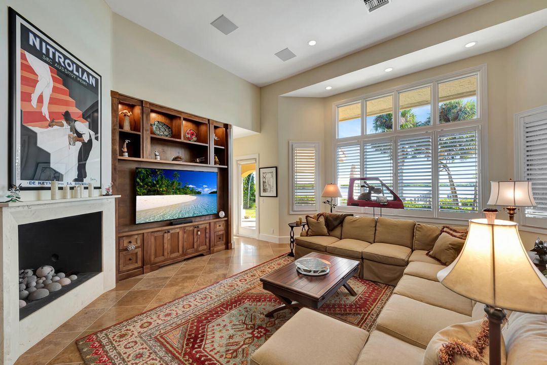 For Sale: $4,500,000 (3 beds, 4 baths, 4359 Square Feet)