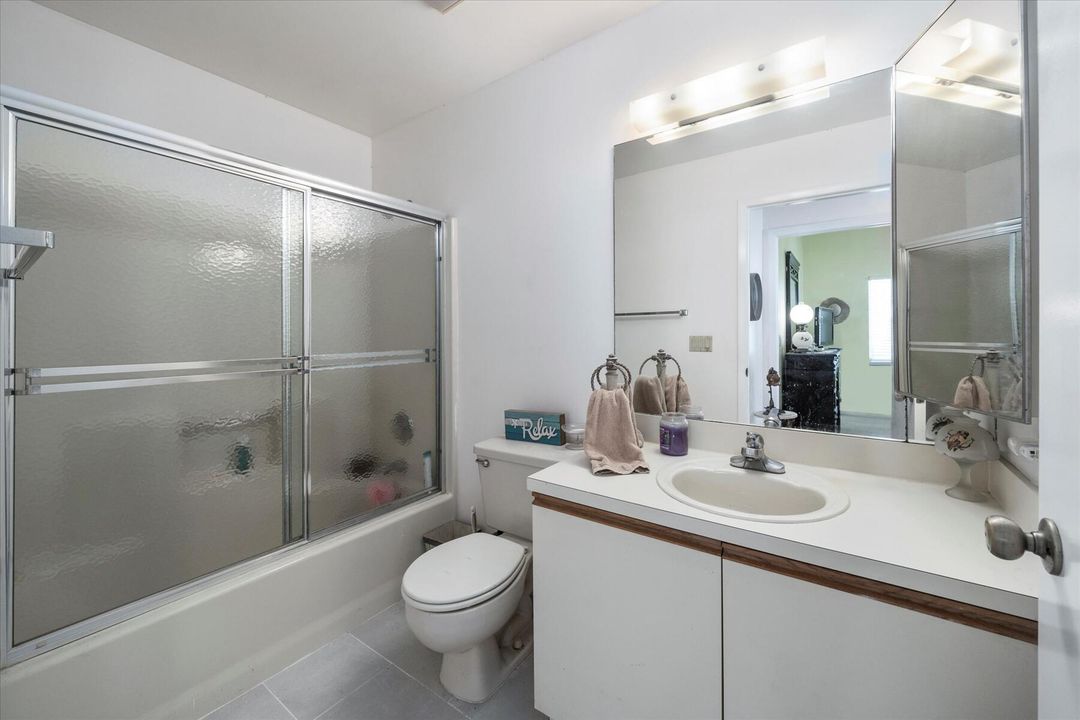 For Sale: $485,000 (2 beds, 2 baths, 1344 Square Feet)