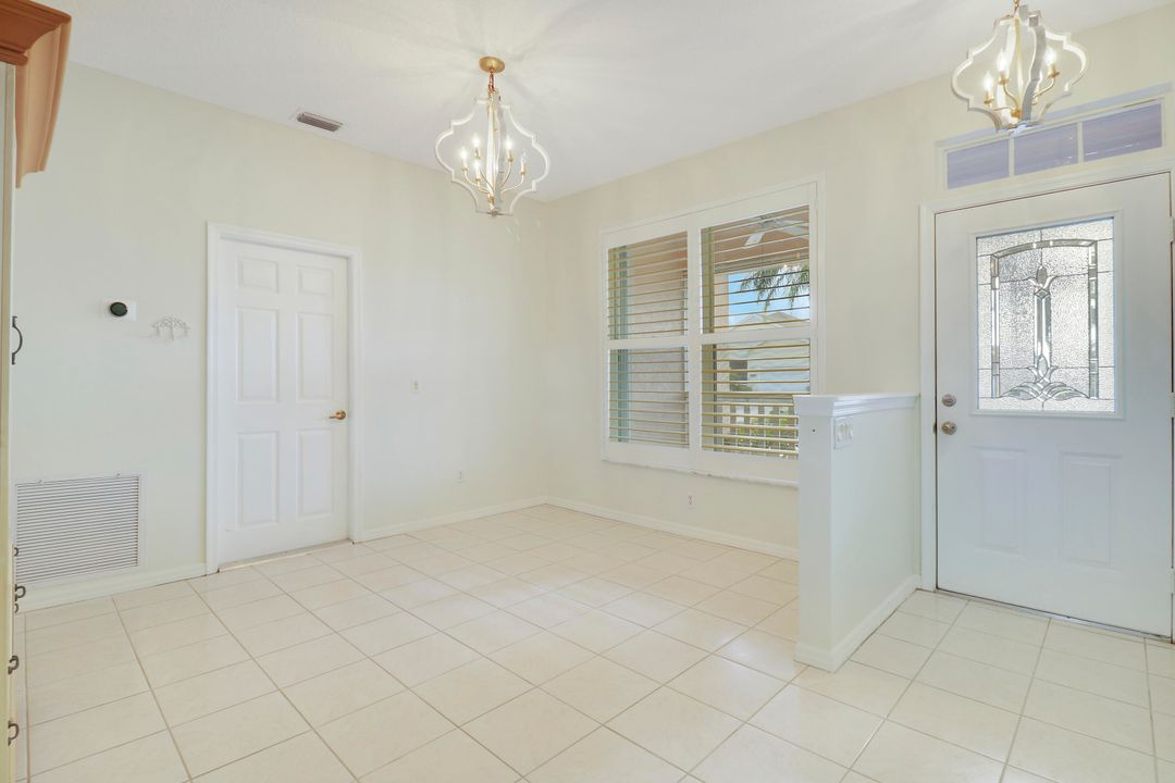 For Sale: $309,900 (2 beds, 2 baths, 1430 Square Feet)