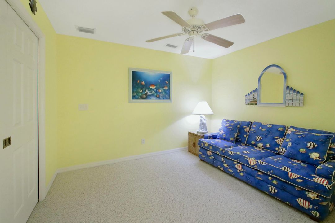 For Sale: $288,900 (2 beds, 2 baths, 1379 Square Feet)