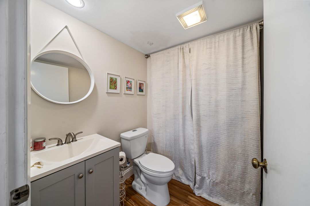 For Sale: $359,900 (2 beds, 2 baths, 1236 Square Feet)