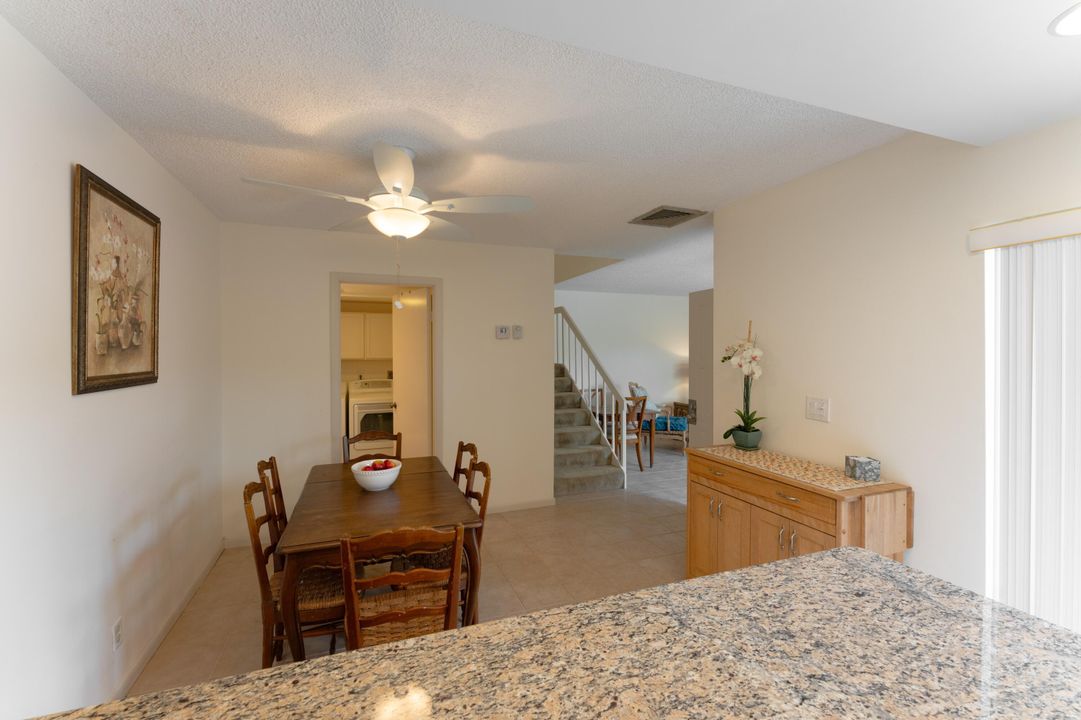 For Sale: $299,900 (2 beds, 2 baths, 1288 Square Feet)