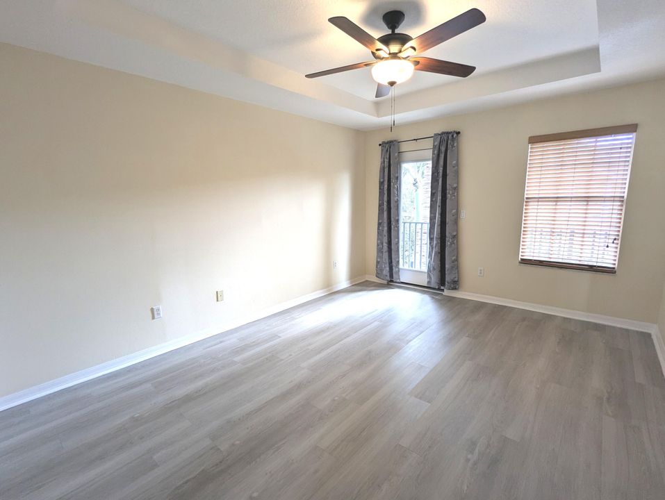 For Rent: $2,175 (3 beds, 2 baths, 1353 Square Feet)