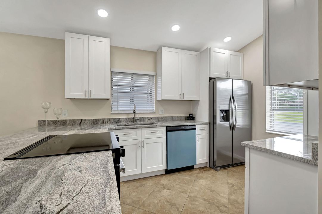 For Sale: $404,000 (2 beds, 2 baths, 1248 Square Feet)