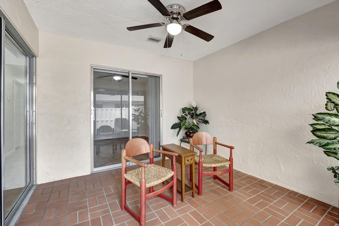 For Sale: $404,000 (2 beds, 2 baths, 1248 Square Feet)