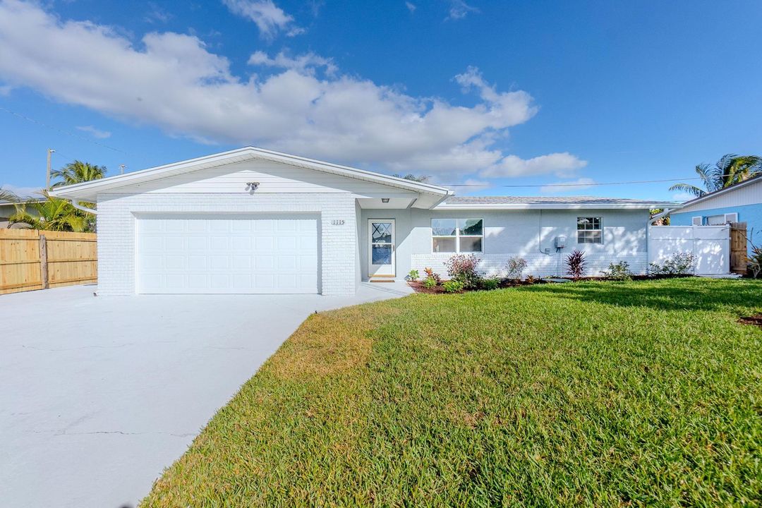 For Sale: $610,000 (3 beds, 2 baths, 1480 Square Feet)