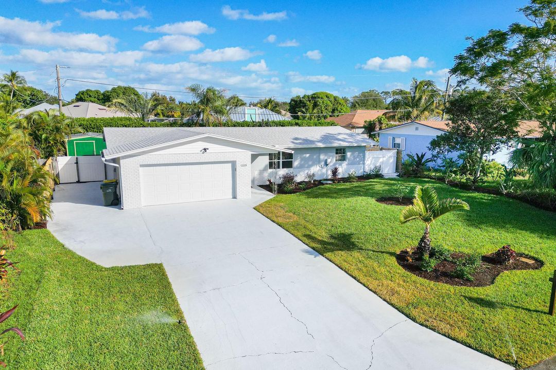 For Sale: $610,000 (3 beds, 2 baths, 1480 Square Feet)