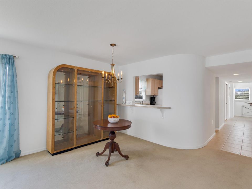 For Sale: $485,900 (2 beds, 2 baths, 1510 Square Feet)