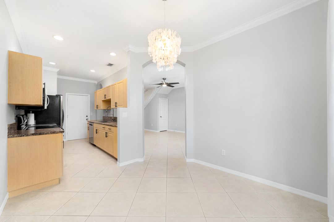 For Sale: $364,900 (2 beds, 2 baths, 1507 Square Feet)