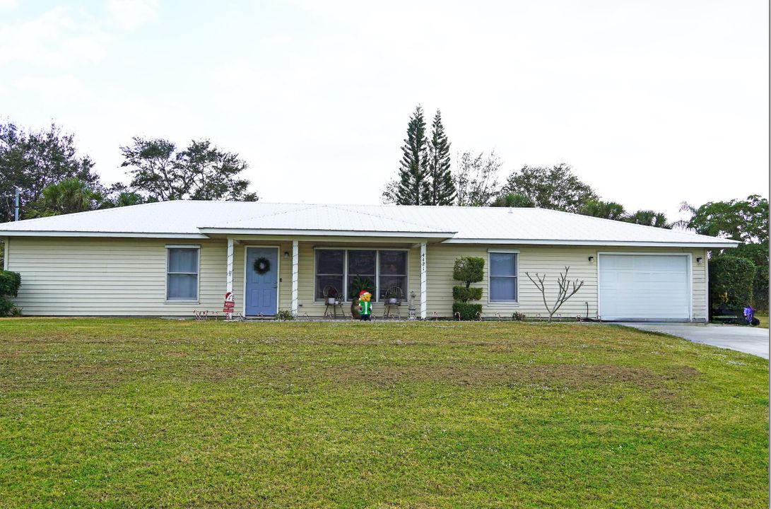 Active With Contract: $285,000 (4 beds, 2 baths, 1525 Square Feet)