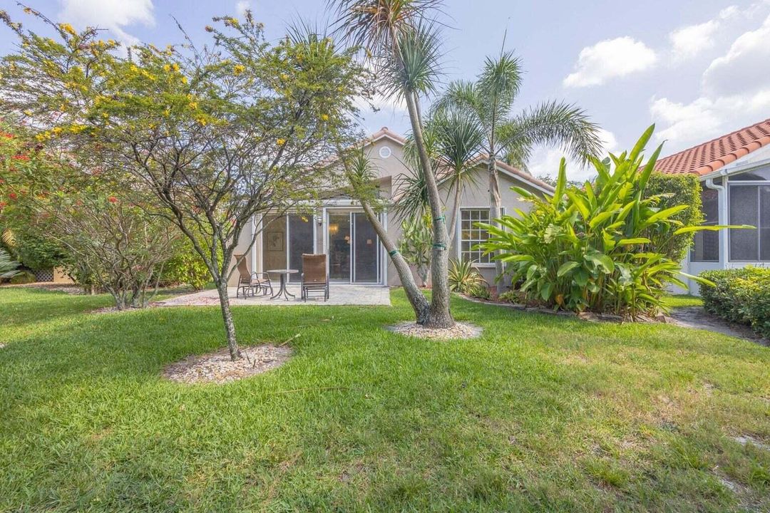 For Sale: $510,000 (3 beds, 2 baths, 1965 Square Feet)