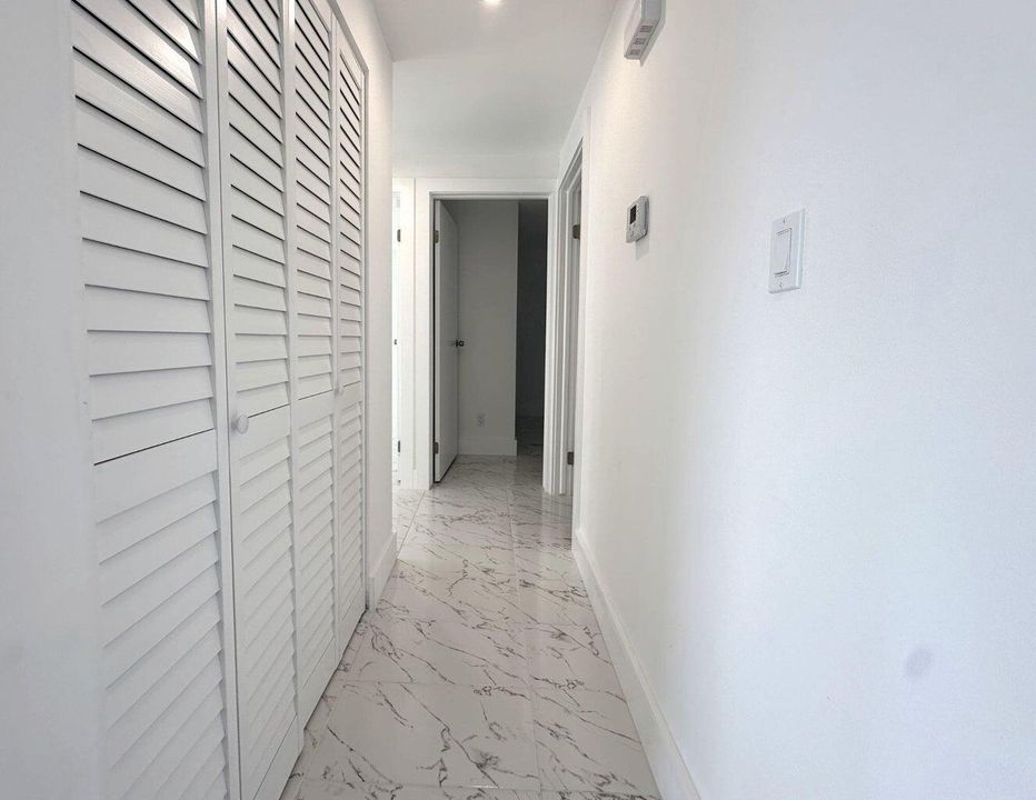 En Venta: $490,000 (3 camas, 2 baños, 792 Pies cuadrados)