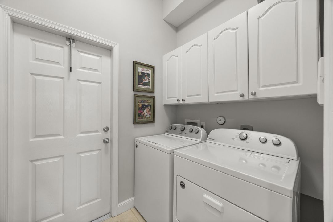 Active With Contract: $1,237,000 (4 beds, 2 baths, 2364 Square Feet)