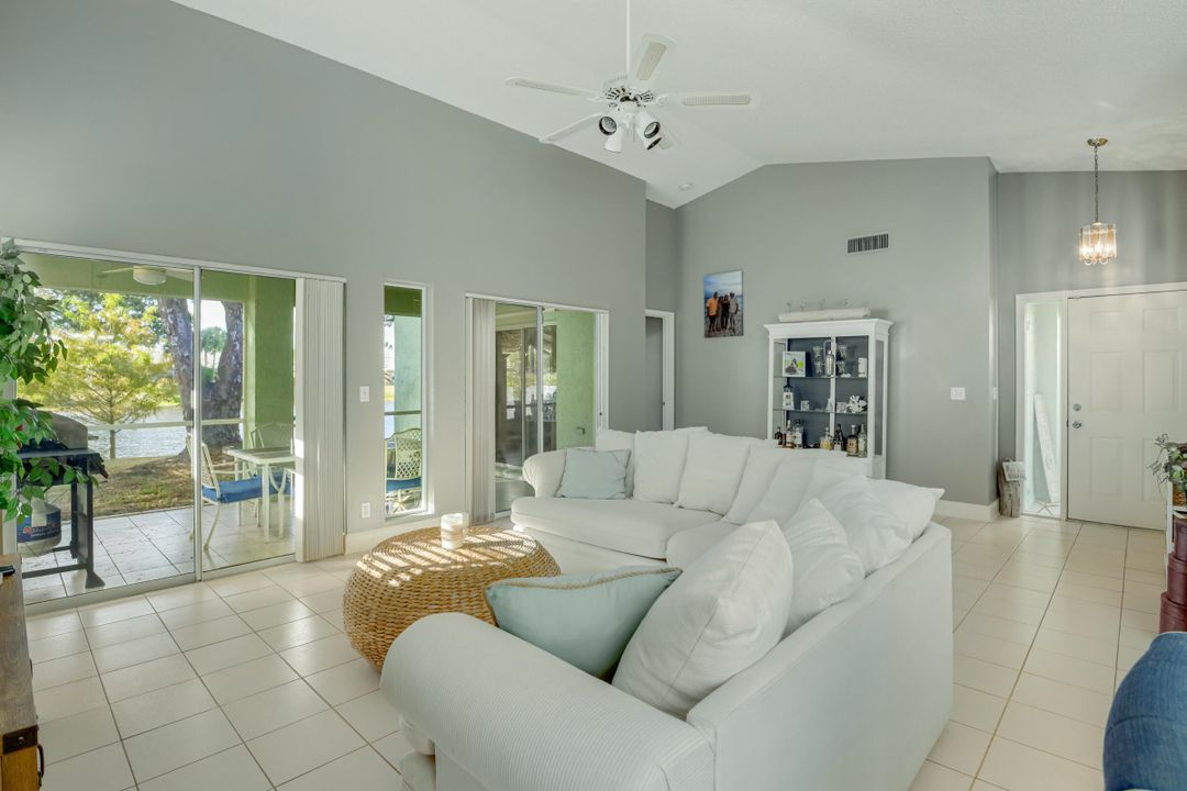 For Sale: $520,000 (3 beds, 2 baths, 1599 Square Feet)