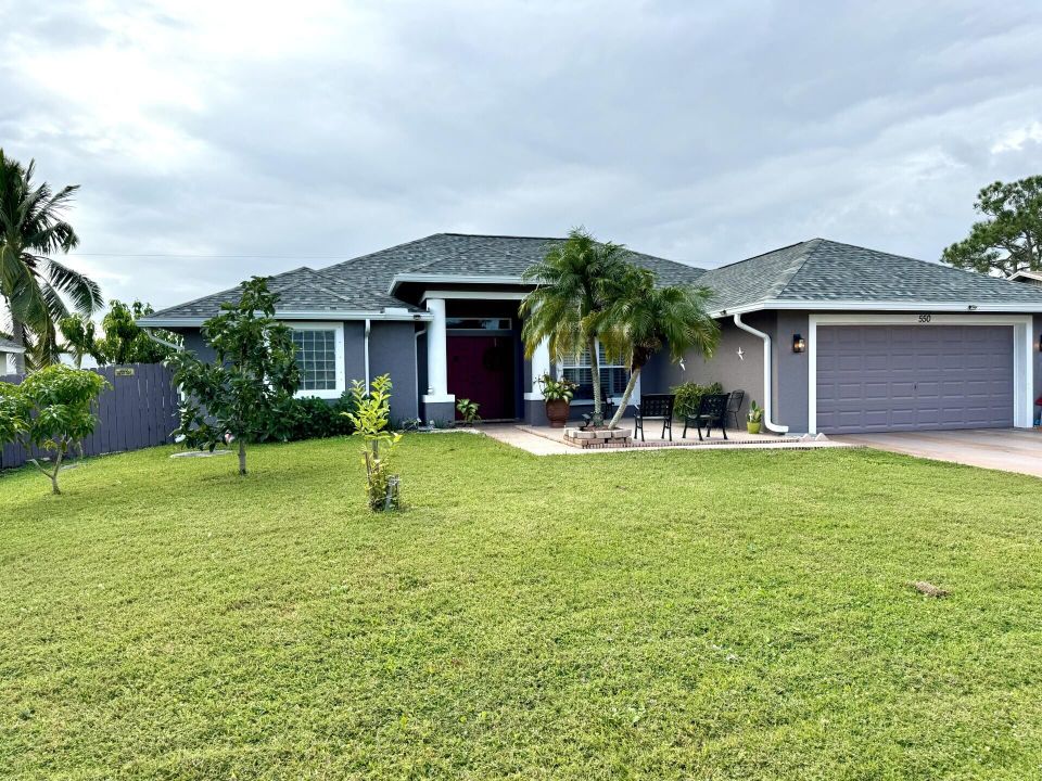 For Sale: $479,900 (4 beds, 2 baths, 2006 Square Feet)