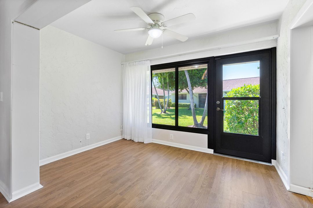 For Sale: $262,500 (2 beds, 2 baths, 1404 Square Feet)