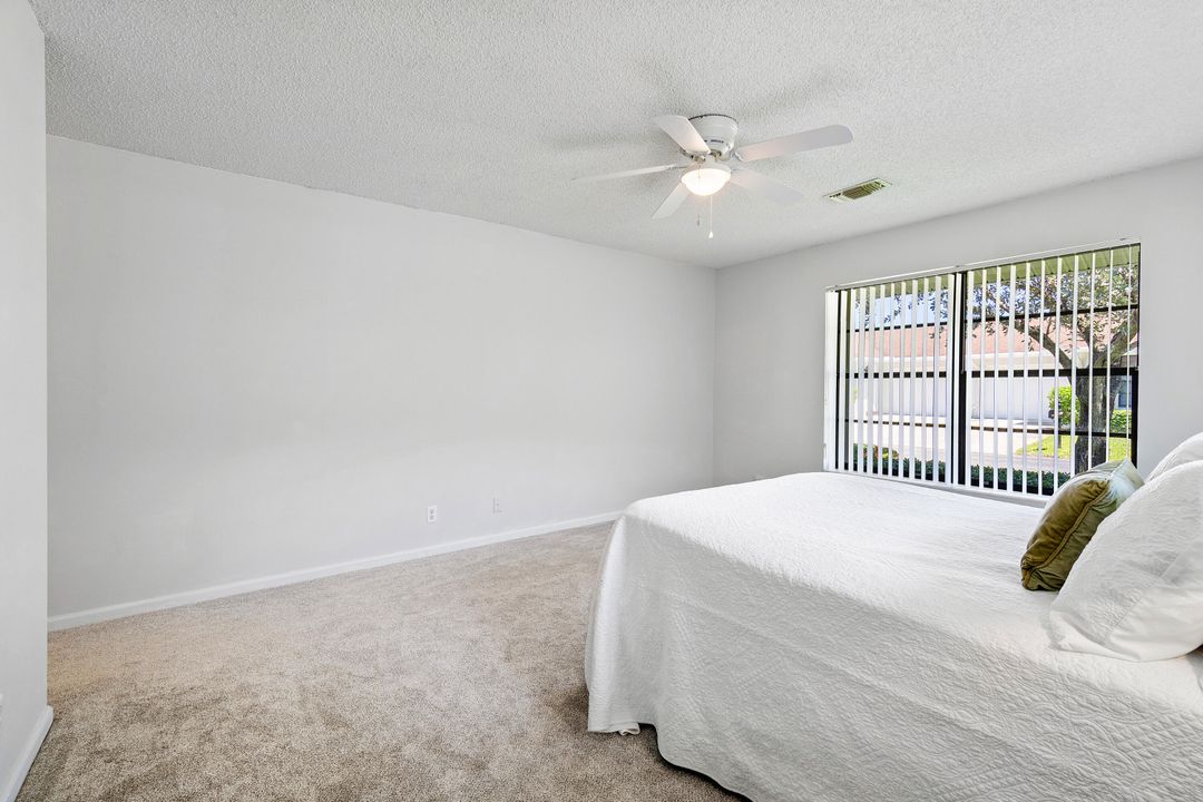 For Sale: $262,500 (2 beds, 2 baths, 1404 Square Feet)