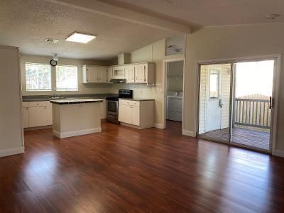 For Rent: $2,650 (3 beds, 2 baths, 1678 Square Feet)