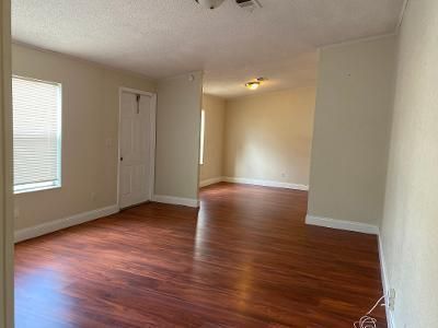 For Rent: $2,650 (3 beds, 2 baths, 1678 Square Feet)