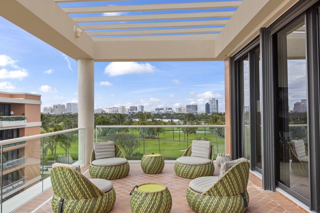 For Sale: $17,500,000 (3 beds, 4 baths, 3719 Square Feet)