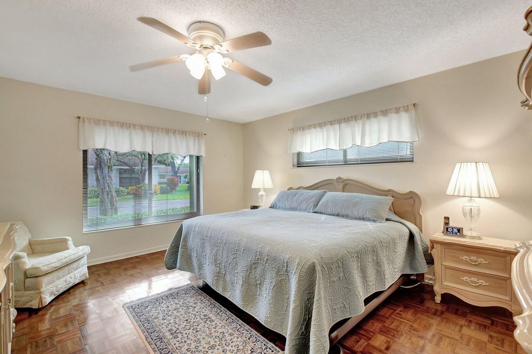 For Sale: $299,000 (2 beds, 2 baths, 1404 Square Feet)