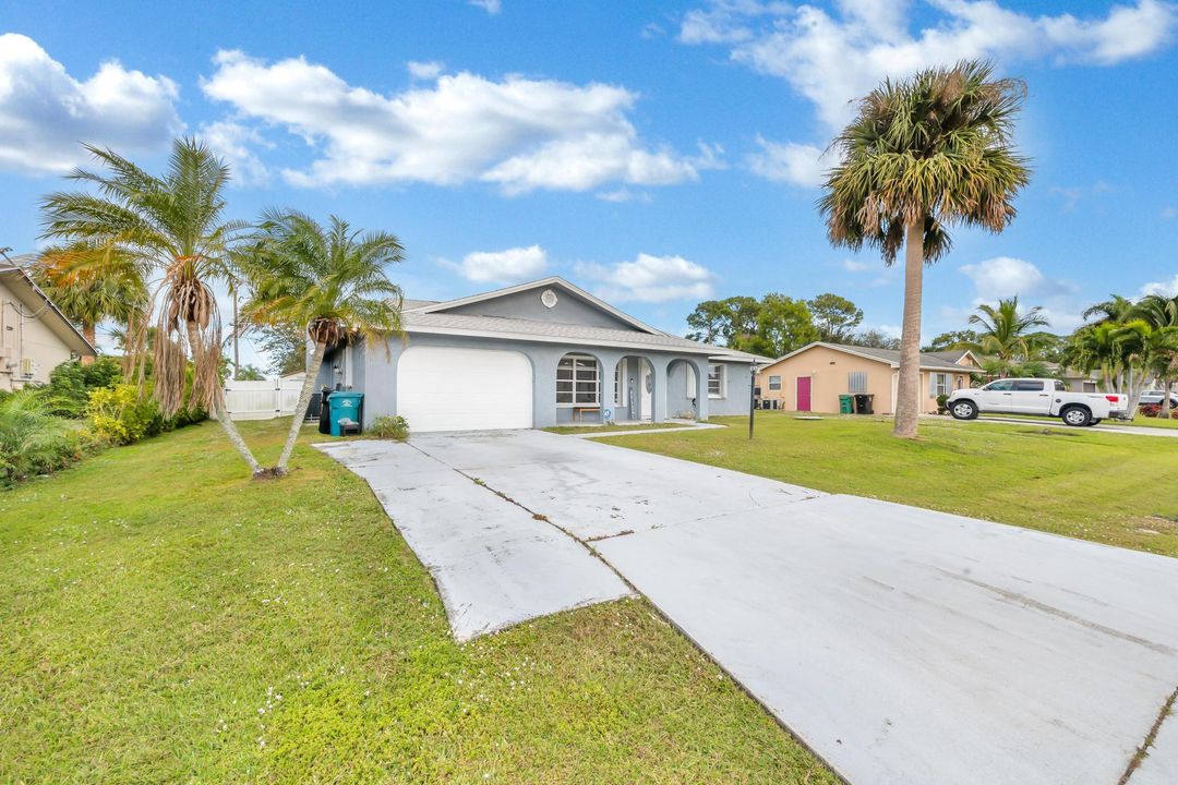 For Sale: $419,900 (3 beds, 2 baths, 1708 Square Feet)