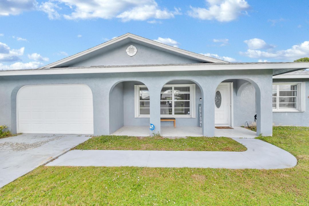 For Sale: $419,900 (3 beds, 2 baths, 1708 Square Feet)