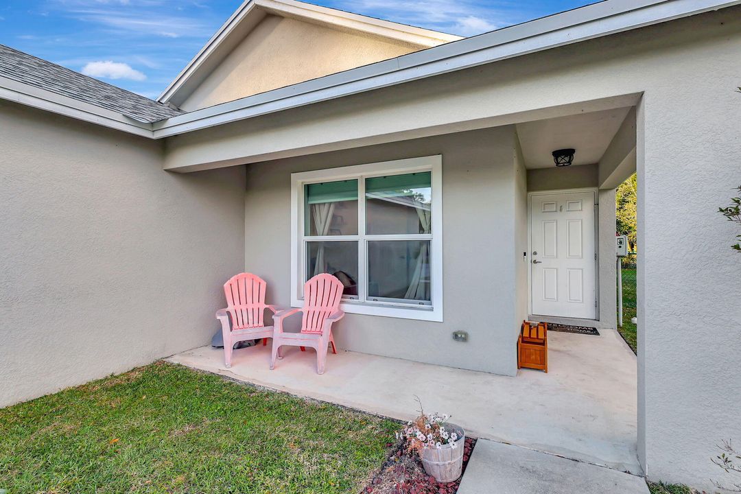 For Sale: $380,000 (3 beds, 2 baths, 1280 Square Feet)