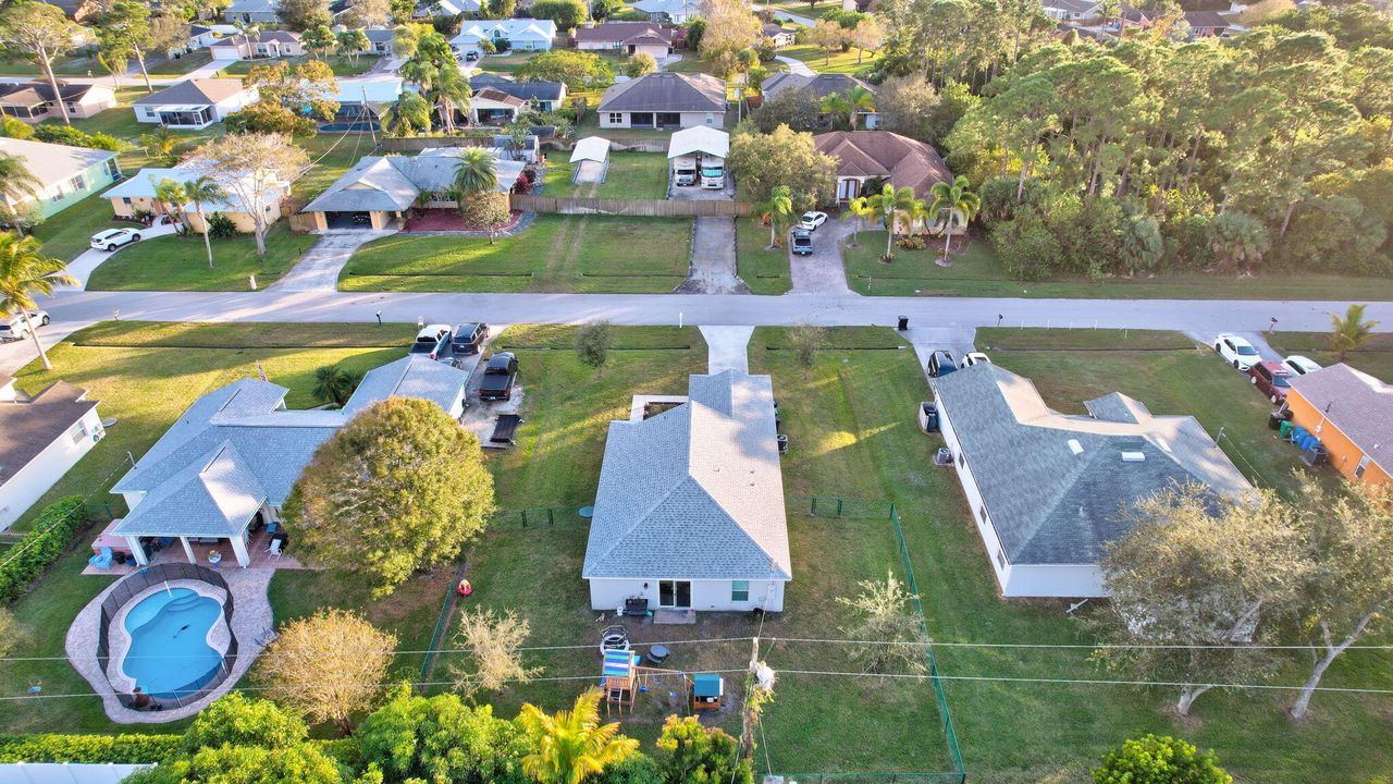 For Sale: $380,000 (3 beds, 2 baths, 1280 Square Feet)