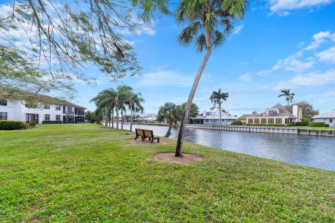 For Sale: $450,000 (3 beds, 2 baths, 1568 Square Feet)