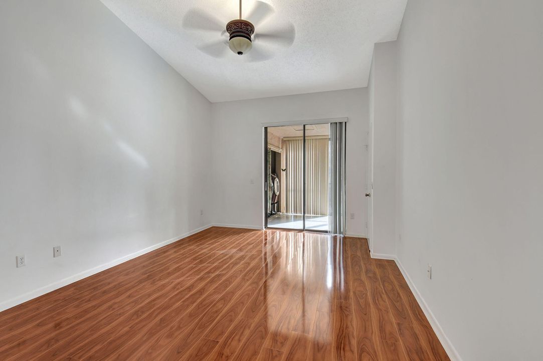 For Sale: $280,000 (3 beds, 2 baths, 1657 Square Feet)