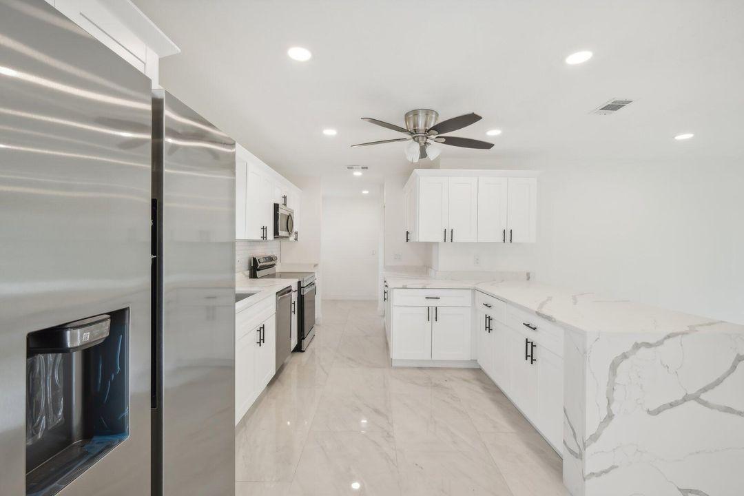 For Sale: $350,000 (3 beds, 2 baths, 1395 Square Feet)