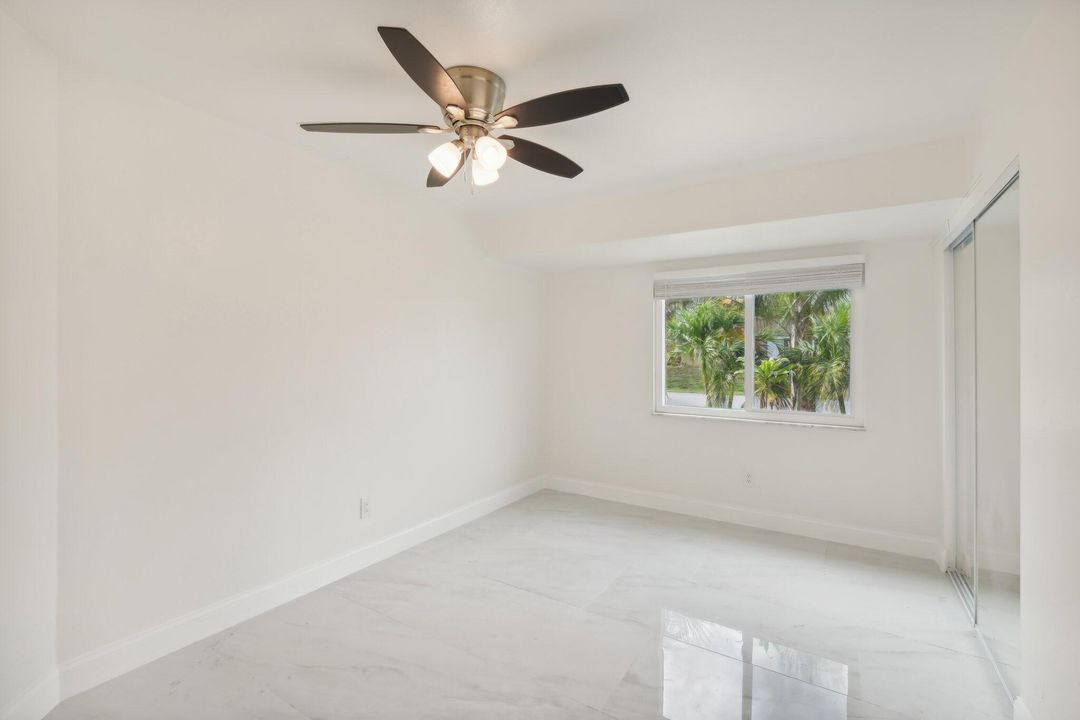 For Sale: $350,000 (3 beds, 2 baths, 1395 Square Feet)