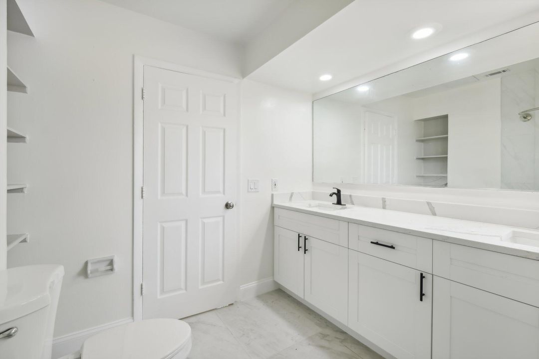 For Sale: $350,000 (3 beds, 2 baths, 1395 Square Feet)