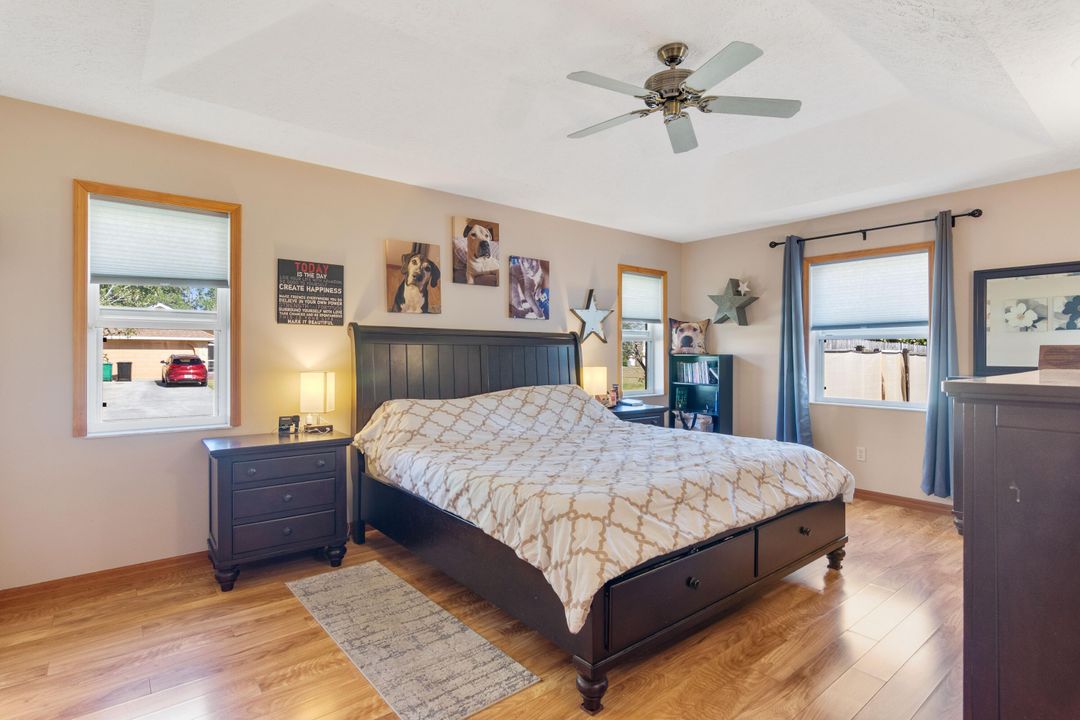 For Sale: $469,000 (3 beds, 2 baths, 1936 Square Feet)