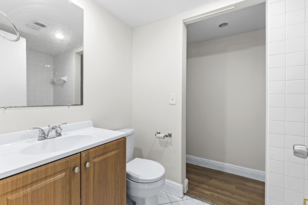 For Sale: $285,000 (2 beds, 2 baths, 1236 Square Feet)