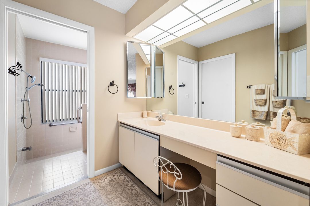 For Sale: $499,000 (2 beds, 2 baths, 1649 Square Feet)