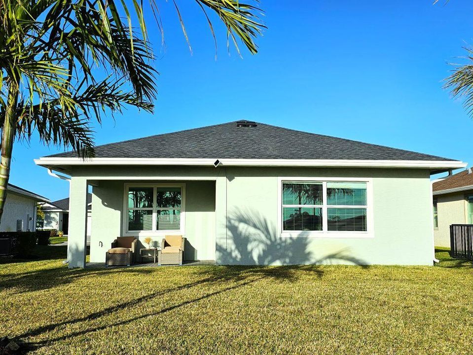 For Sale: $439,000 (3 beds, 2 baths, 1693 Square Feet)