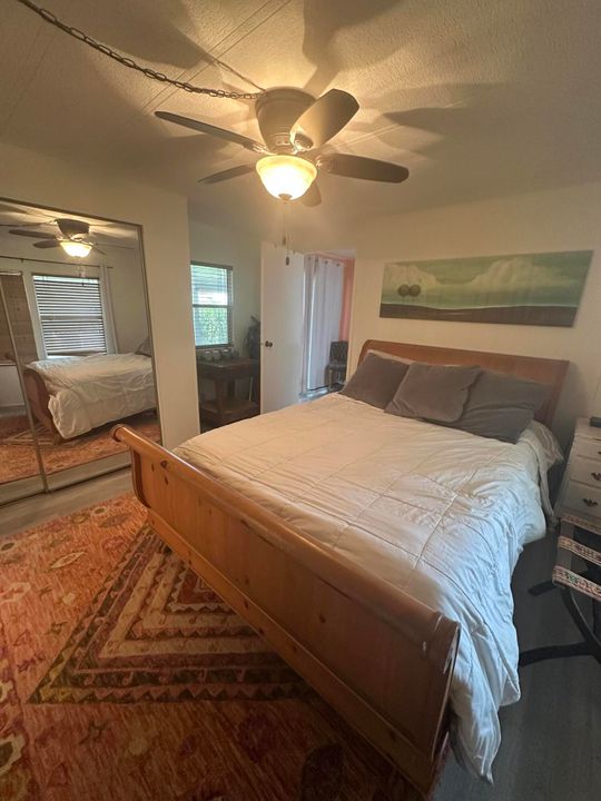 For Rent: $2,000 (2 beds, 2 baths, 840 Square Feet)